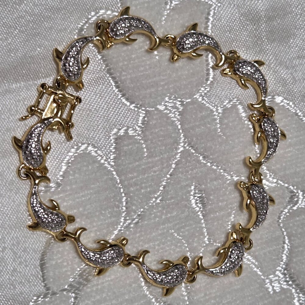Paj 88 gold dolphin bracelet